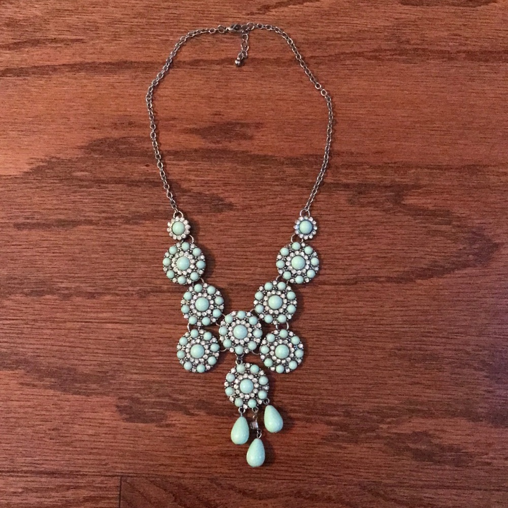 Statement necklace
